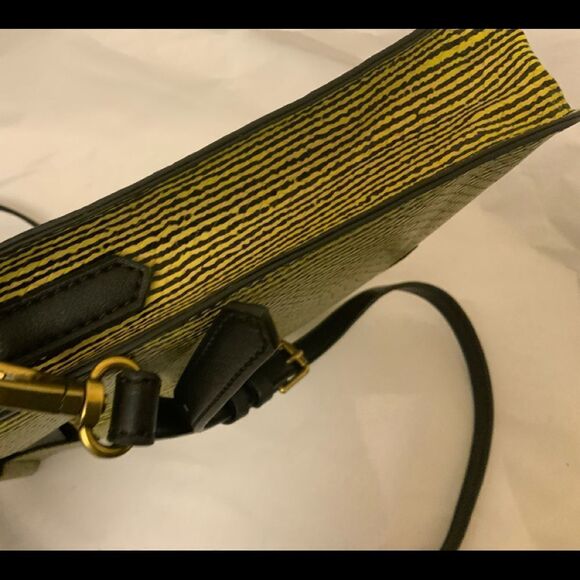 Fossil Whip bag Genuine Leather Purse Green Black Removable Handles rare - Picture 4 of 13